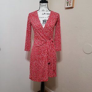 Red & White Pattern Adele Wrap Dress by BCBGMaxAzria Size X Small
